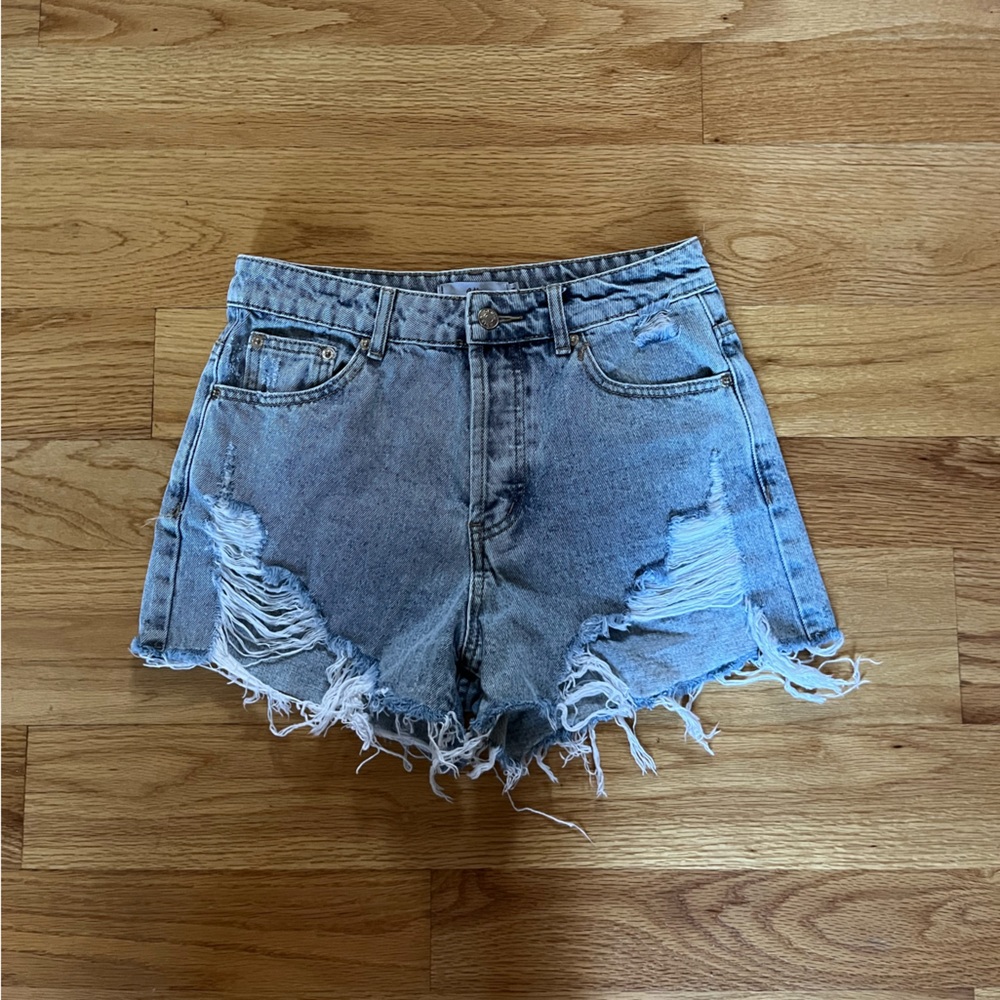 ADIKA denim shorts!